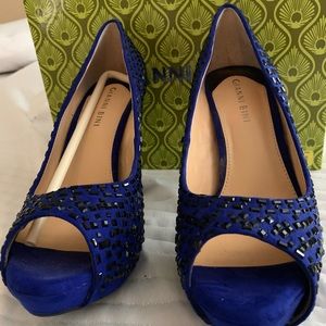 New Giani Bini jeweled pumps Size 7.5